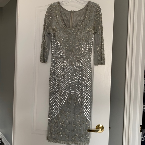 Evening dress - Picture 1 of 16